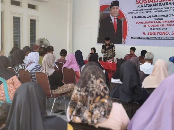 Selain Bahas Pembahasan Perda Ketahanan Keluarga, Masyarakat Sampaikan Beberapa Aspirasi Kepada Sugiyono