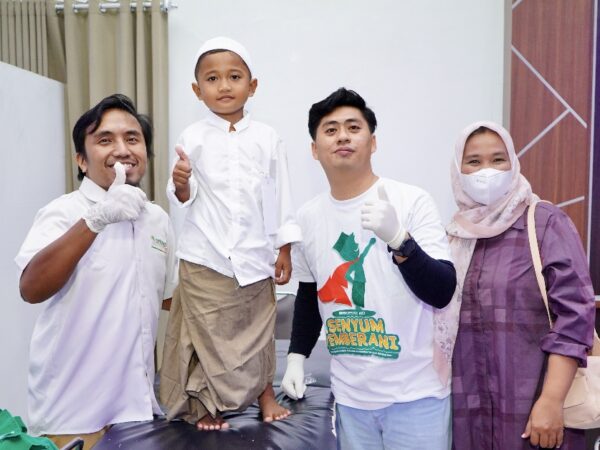 Komitmen Wujudkan Generasi Sehat dan Produktif, Pupuk Kaltim Khitan Massal Gratis 150 Anak Bontang